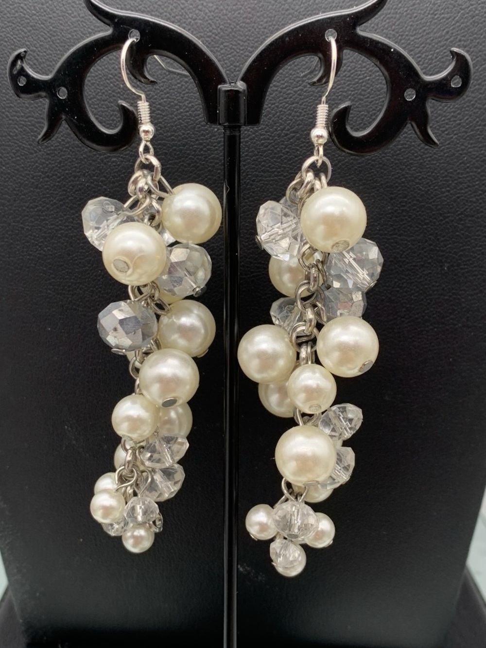 Faux Pearl and faceted Clear bead Cluster cha cha grapevine Dangle earrings